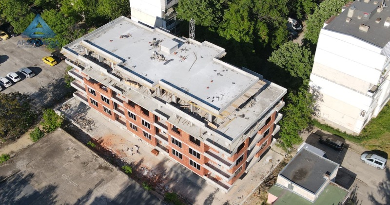 Eladó  3 hálószobás Pleven , Storgozija , 151 négyzetméter | 34116902