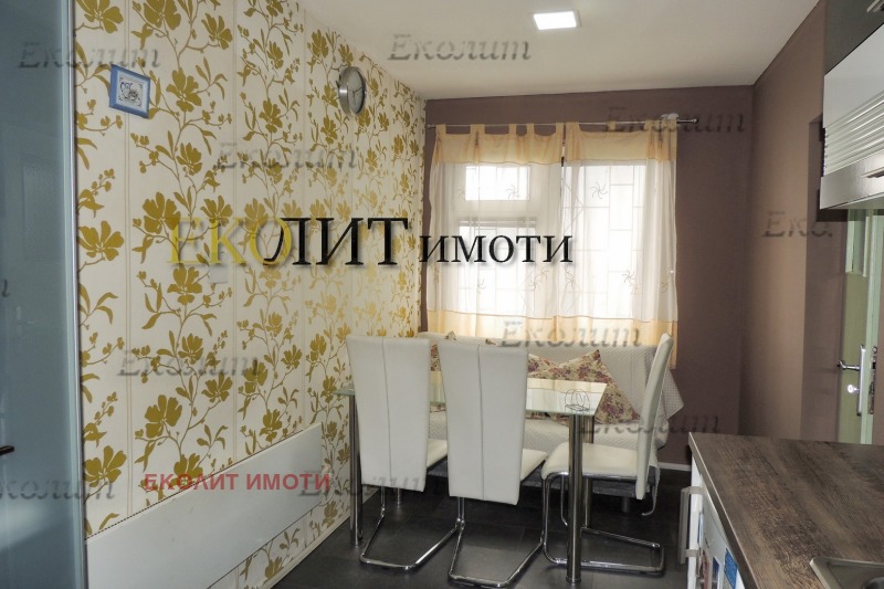 Продава ЕТАЖ ОТ КЪЩА, гр. София, Зона Б-18, снимка 3 - Етаж от къща - 48416390