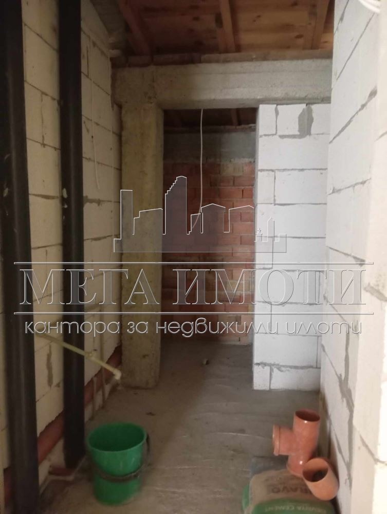 Продава ЕТАЖ ОТ КЪЩА, гр. Сливен, Ново село, снимка 2 - Етаж от къща - 53793530