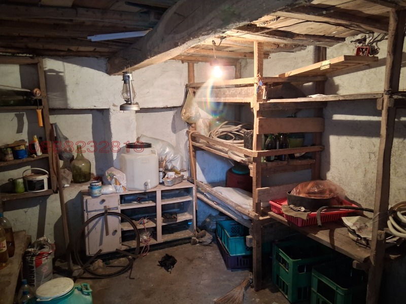 Продава КЪЩА, гр. Силистра, Митница, снимка 16 - Къщи - 52780919