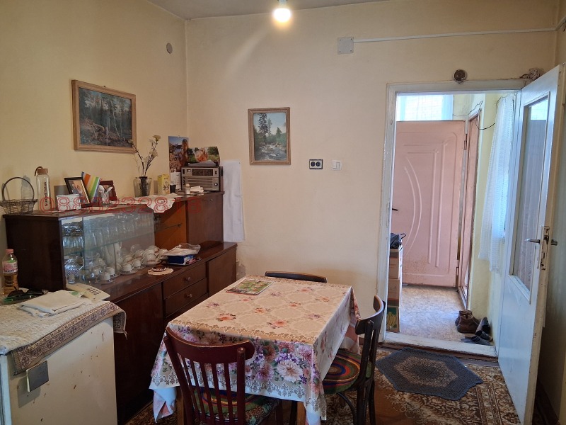 Продава КЪЩА, гр. Силистра, Митница, снимка 3 - Къщи - 52780919