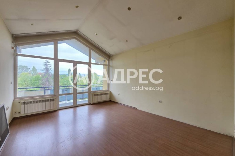 Eladó  Ház Sofia , Nadezsda 1 , 421 négyzetméter | 44933560 - kép [11]