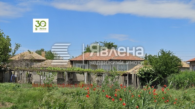 Продава КЪЩА, с. Брестак, област Варна, снимка 10 - Къщи - 54949170