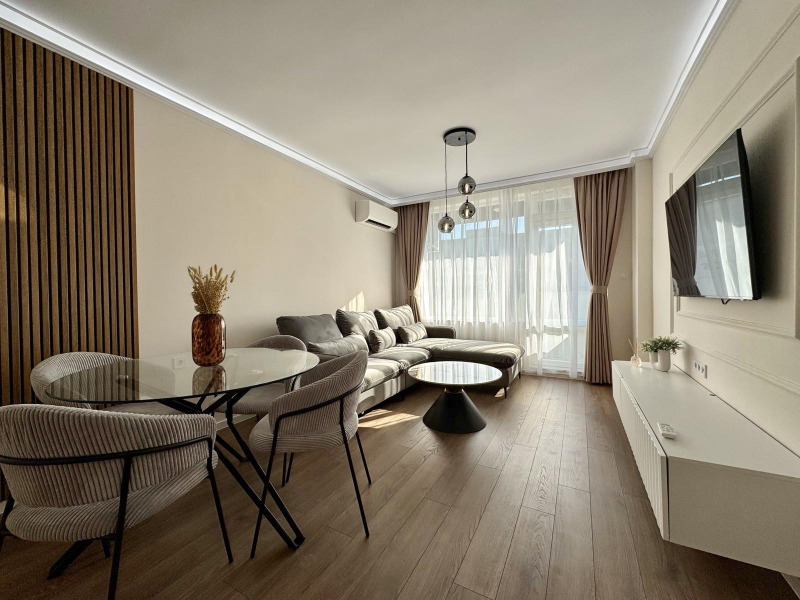 Na sprzedaż  1 sypialnia Plowdiw , Trakija , 70 mkw | 81718094 - obraz [2]