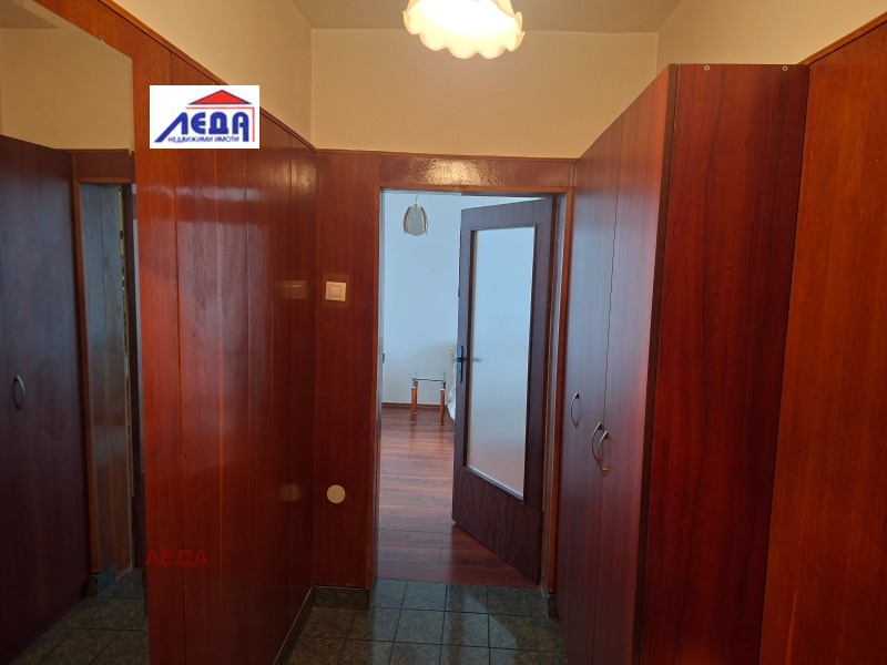 Продава 2-СТАЕН, гр. Плевен, 9-ти квартал, снимка 7 - Апартаменти - 53328086