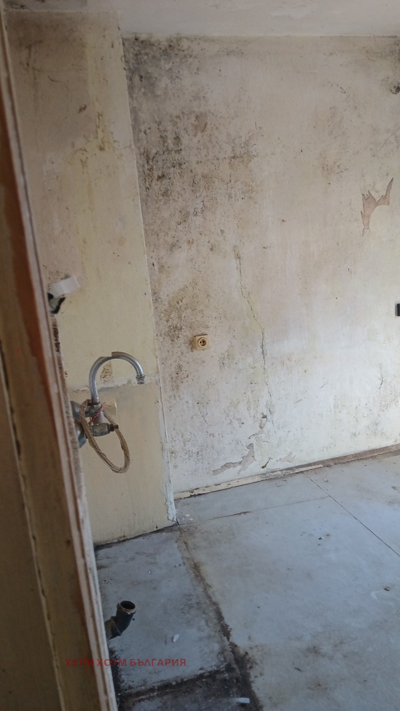 Продава 3-СТАЕН, гр. Русе, Здравец Изток, снимка 2 - Апартаменти - 52194559