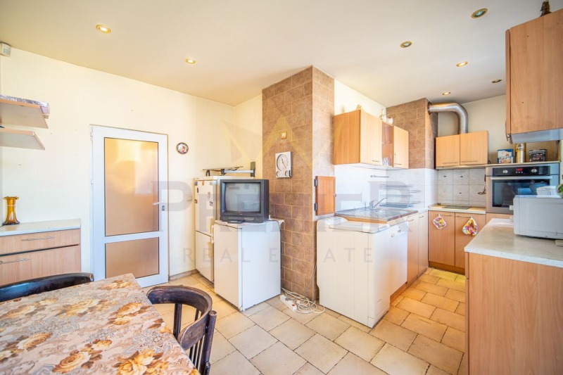 Продава 4-СТАЕН, гр. Варна, Център, снимка 5 - Апартаменти - 53118884