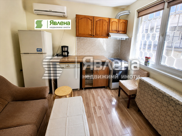 Продава ГАРАЖ, ПАРКОМЯСТО, гр. Бургас, Възраждане
