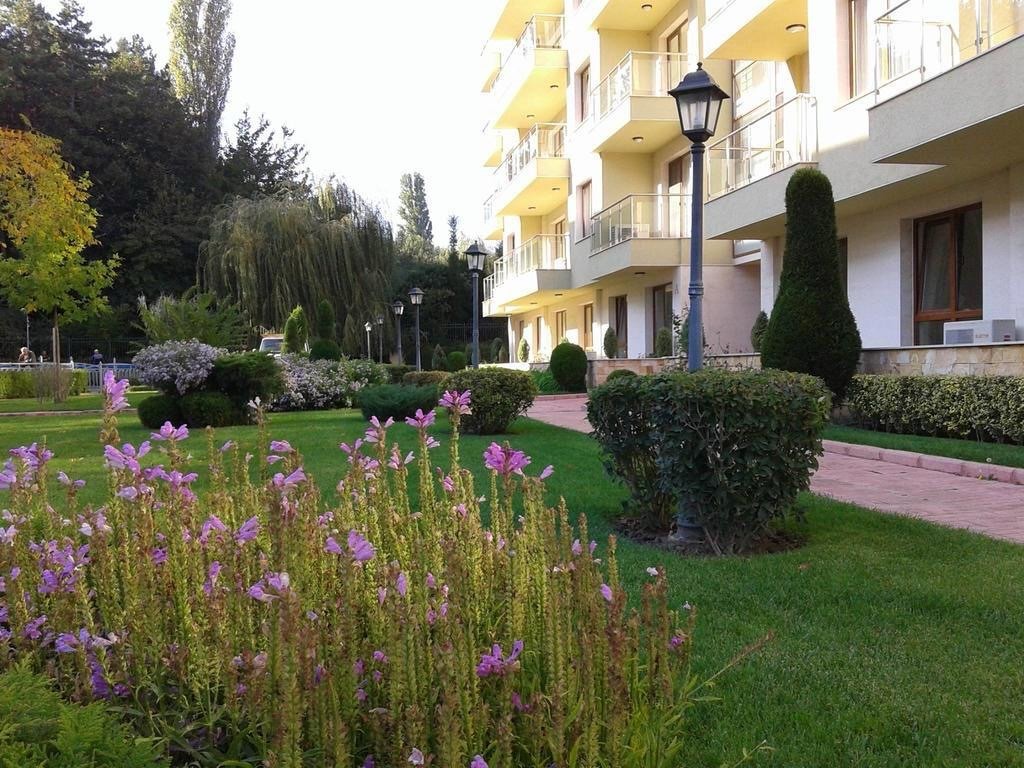 Продава 2-СТАЕН, гр. Варна, к.к. Св.Св. Константин и Елена, снимка 3 - Апартаменти - 55535957