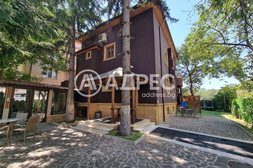 Продава КЪЩА, гр. София, Красна поляна 2