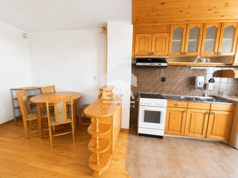 Продава 4-СТАЕН, гр. Варна, Цветен квартал, снимка 3 - Апартаменти - 55091813