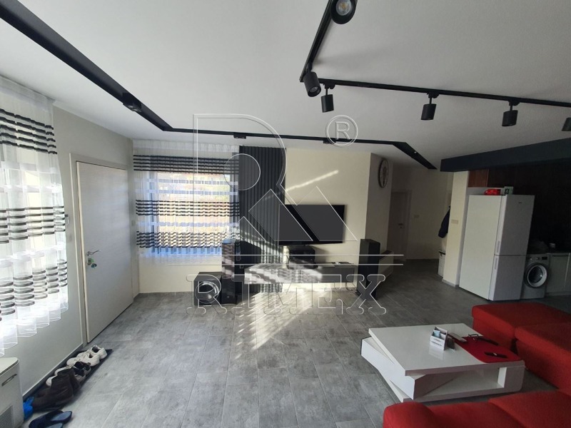 Te koop  Huis regio Plovdiv , Markovo , 192 m² | 57809758 - afbeelding [3]