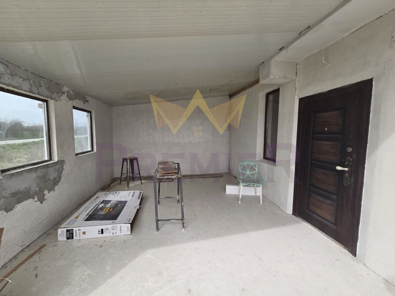 Продава КЪЩА, с. Царичино, област Добрич, снимка 2 - Къщи - 53123520