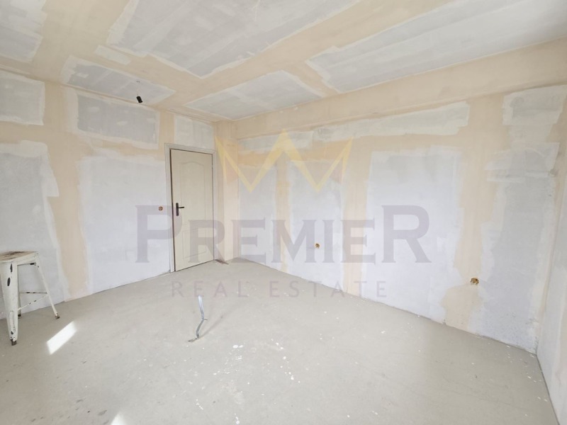 Продава КЪЩА, с. Царичино, област Добрич, снимка 8 - Къщи - 53123520