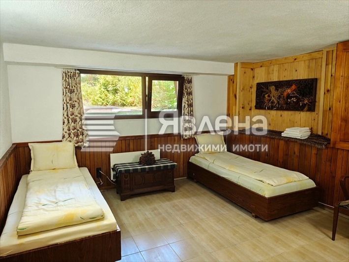 Продава КЪЩА, гр. Калофер, област Пловдив, снимка 13 - Къщи - 56365230