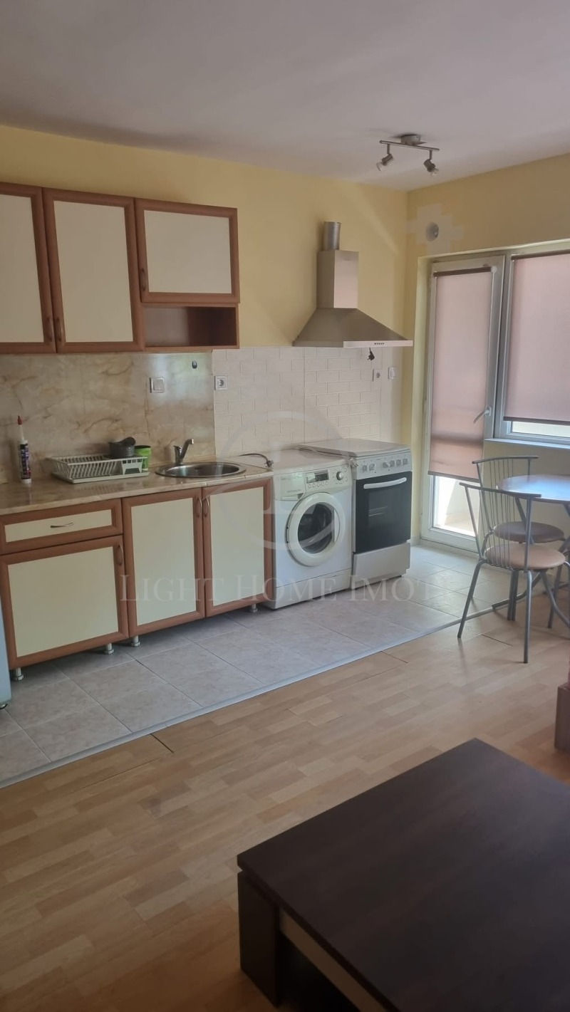 Продава 1-СТАЕН в град Пловдив, Кършияка - 40 кв.м / 95 000 € » 185 803.85 лв., ЛАЙТ ХОУМ ИМОТИ