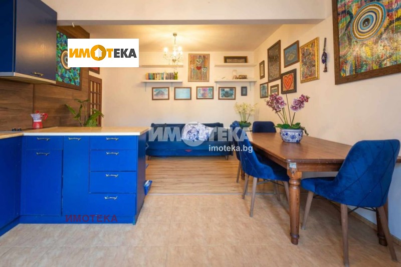 In vendita  2 camere da letto Sofia , Tsentar , 79 mq | 37763159