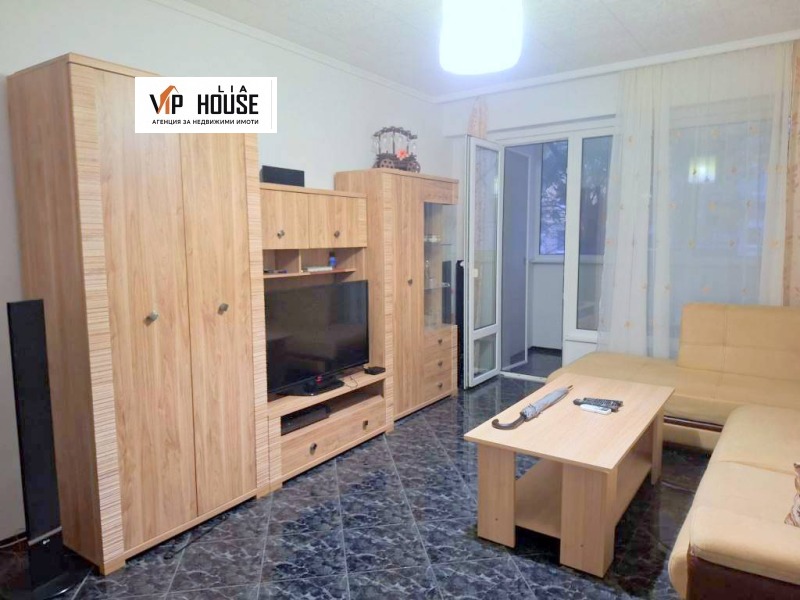 Продава 3-СТАЕН, гр. Пазарджик, Идеален център, снимка 2 - Апартаменти - 52622265