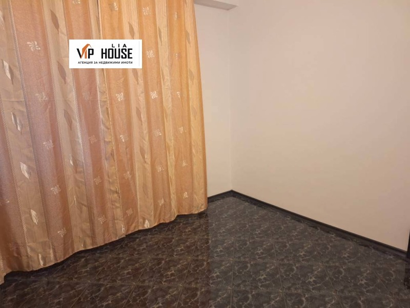 Продава 3-СТАЕН, гр. Пазарджик, Идеален център, снимка 12 - Апартаменти - 52622265