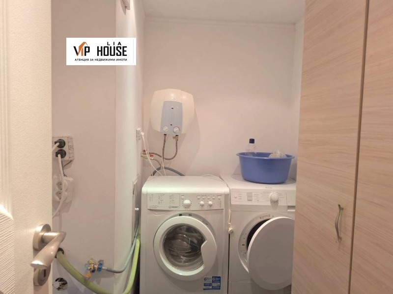 Продава 3-СТАЕН, гр. Пазарджик, Идеален център, снимка 10 - Апартаменти - 52622265