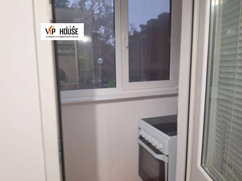 Продава 3-СТАЕН, гр. Пазарджик, Идеален център, снимка 8 - Апартаменти - 52622265