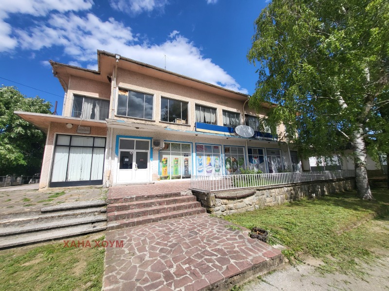 In vendita  Ufficio regione Gabrovo , Riahovtsite , 140 mq | 96369241