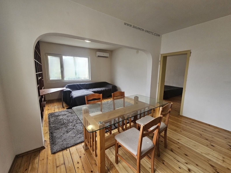 Продава ЕТАЖ ОТ КЪЩА, гр. Шумен, Център, снимка 3 - Етаж от къща - 53001476