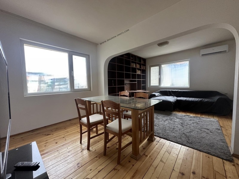 Продава ЕТАЖ ОТ КЪЩА, гр. Шумен, Център, снимка 2 - Етаж от къща - 53001476