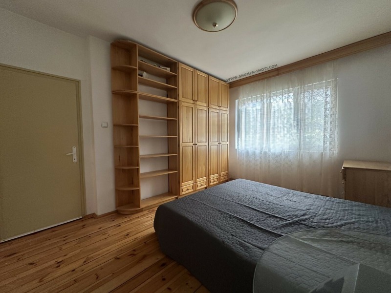 Продава ЕТАЖ ОТ КЪЩА, гр. Шумен, Център, снимка 7 - Етаж от къща - 53001476