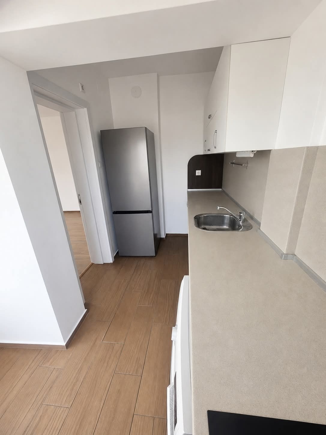 Продава ЕТАЖ ОТ КЪЩА, гр. Шумен, Център, снимка 3 - Етаж от къща - 54419798
