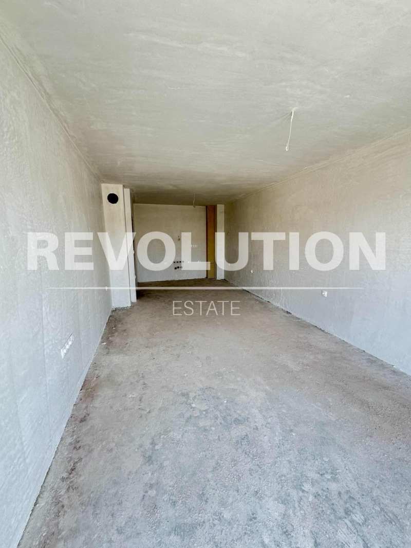 Продава  2-стаен град Пловдив , Остромила , 85 кв.м | 67596972