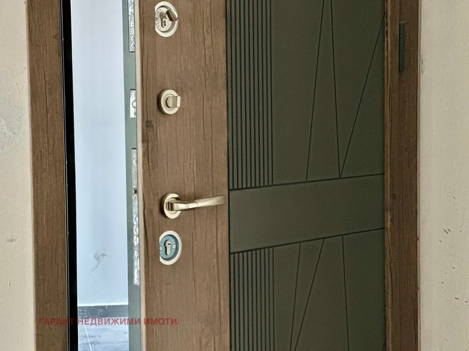 Продава 3-СТАЕН, гр. Габрово, Център, снимка 2 - Апартаменти - 52981851