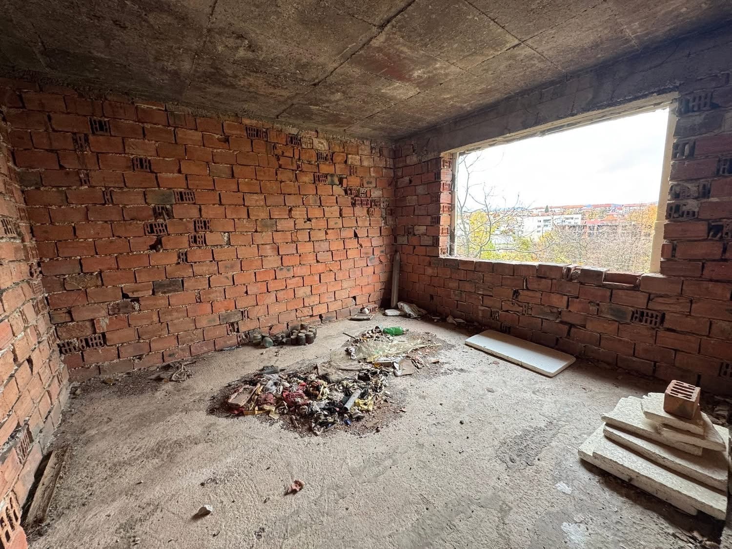 Продава КЪЩА, гр. Вършец, област Монтана, снимка 8 - Къщи - 53797615