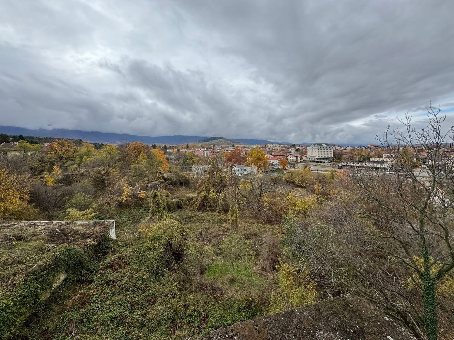 Продава КЪЩА, гр. Вършец, област Монтана, снимка 3 - Къщи - 53797615