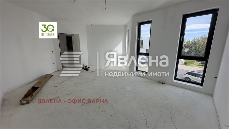 Продава 3-СТАЕН, гр. Варна, м-т Долна Трака, снимка 4 - Aпартаменти - 47427997