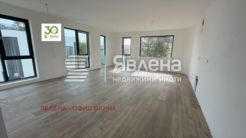 Продава 3-СТАЕН, гр. Варна, м-т Долна Трака, снимка 3 - Aпартаменти - 47427997