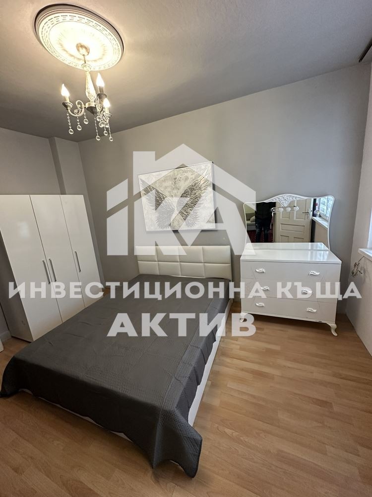 Продава ЕТАЖ ОТ КЪЩА, гр. Пловдив, Център, снимка 3 - Етаж от къща - 48691846