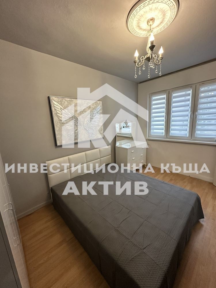 Продава ЕТАЖ ОТ КЪЩА, гр. Пловдив, Център, снимка 4 - Етаж от къща - 48691846