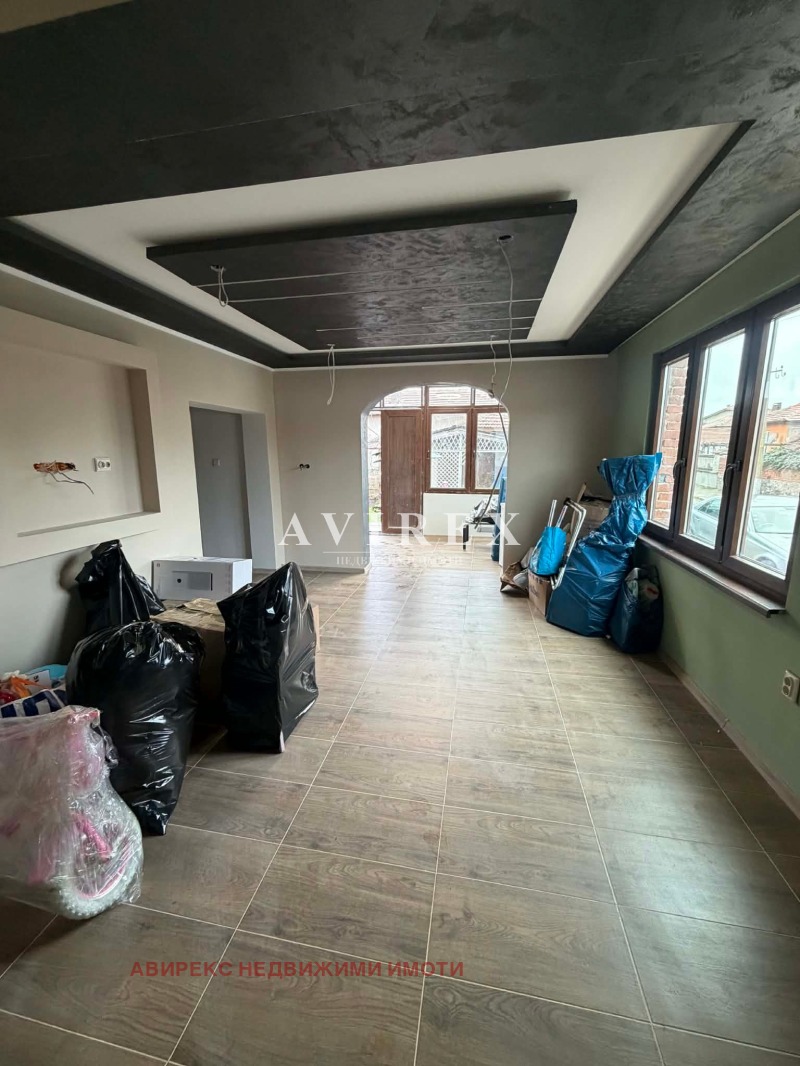 Продава КЪЩА, с. Бяла река, област Пловдив, снимка 3 - Къщи - 53519711