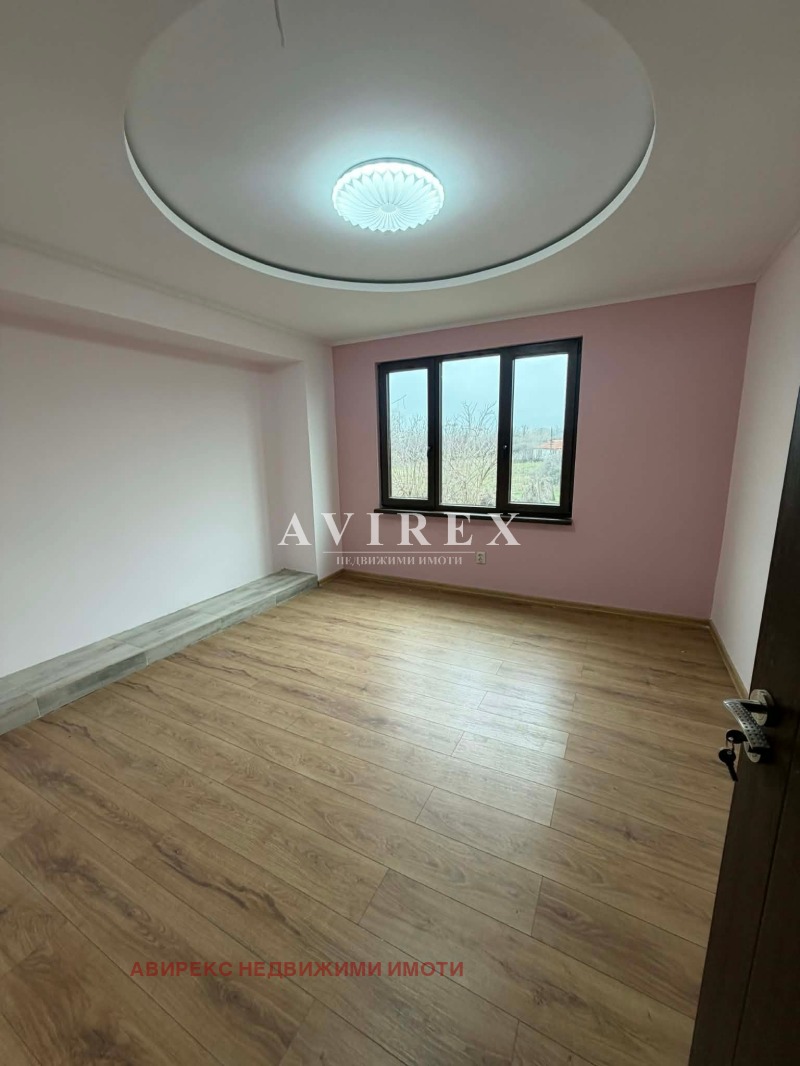 Продава КЪЩА, с. Бяла река, област Пловдив