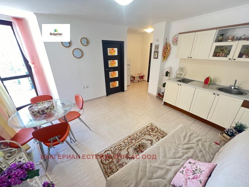 Till salu  1 sovrum region Burgas , Sveti Vlas , 54 kvm | 71635421 - bild [5]