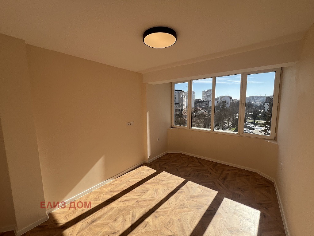 Продава 2-СТАЕН, гр. Варна, Погреби, снимка 2 - Апартаменти - 53632728