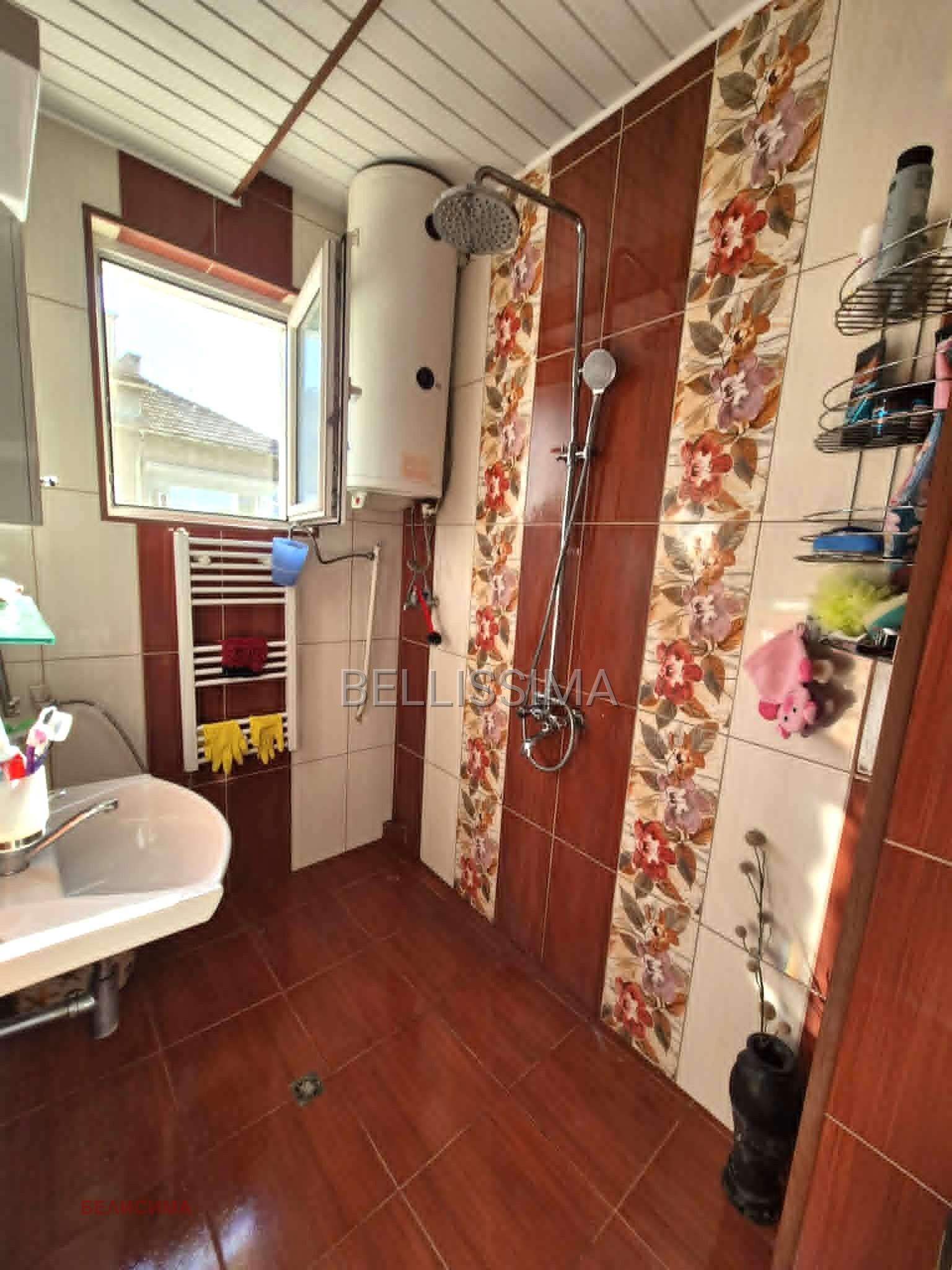 Продава МНОГОСТАЕН, гр. Шумен, Куршун чешма, снимка 13 - Апартаменти - 55098962