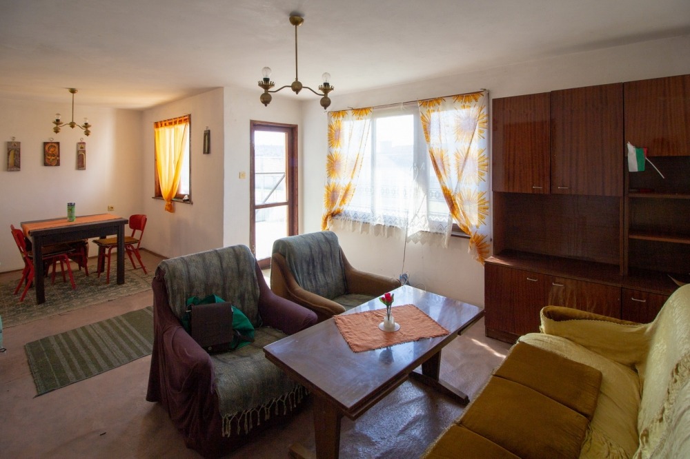 Продава КЪЩА, с. Калояново, област Сливен, снимка 2 - Къщи - 53719607