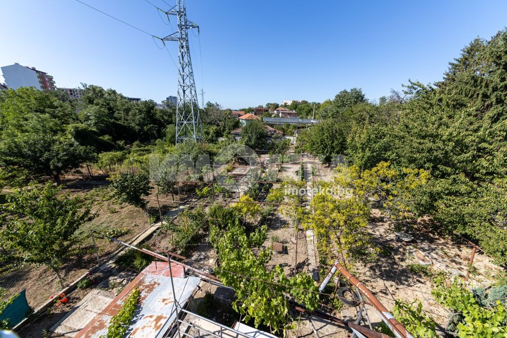 Продава КЪЩА, гр. Варна, Изгрев, снимка 2 - Къщи - 53861356