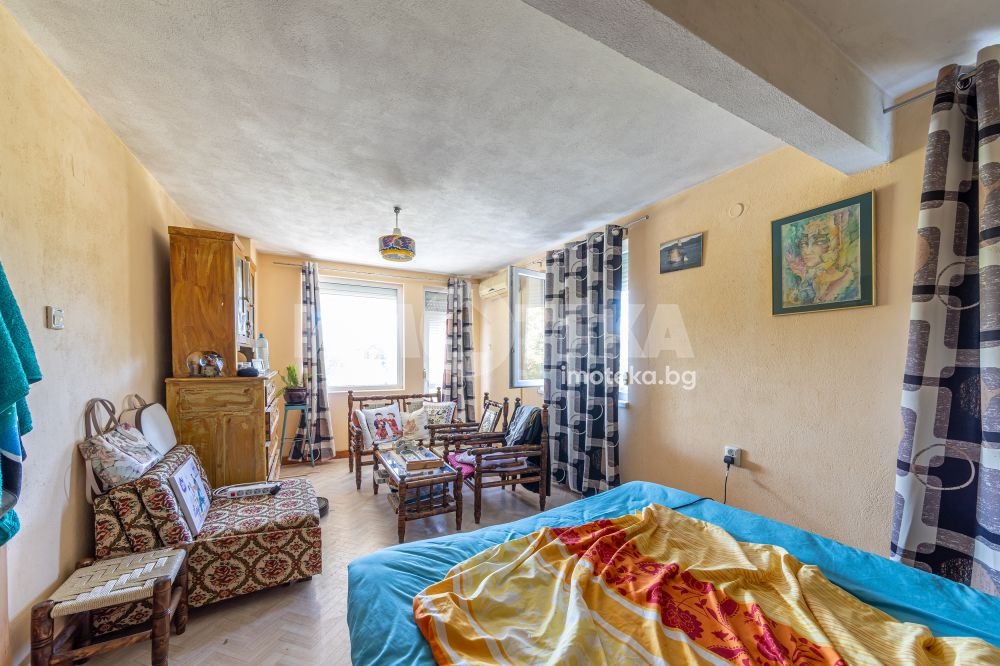 Продава КЪЩА, гр. Варна, Изгрев, снимка 3 - Къщи - 53861356