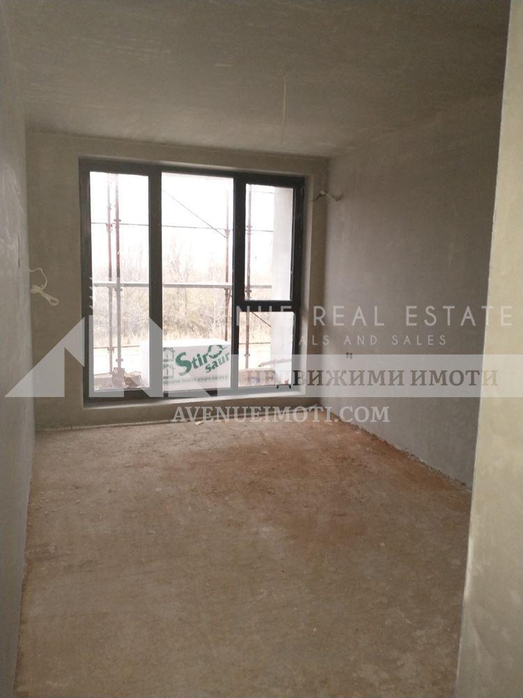 En venta  2 dormitorios Plovdiv , Jristo Smirnenski , 106 metros cuadrados | 77530708 - imagen [2]