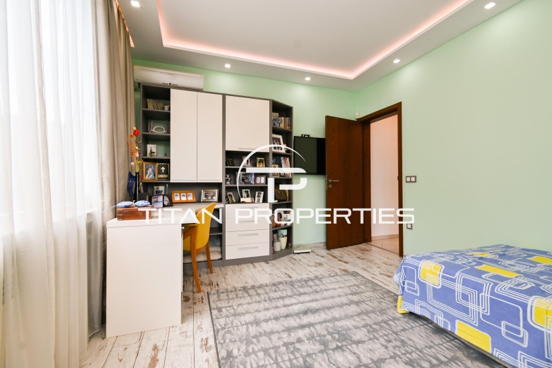 Продава  3-стаен град София , Лозенец , 103 кв.м | 48522039 - изображение [11]