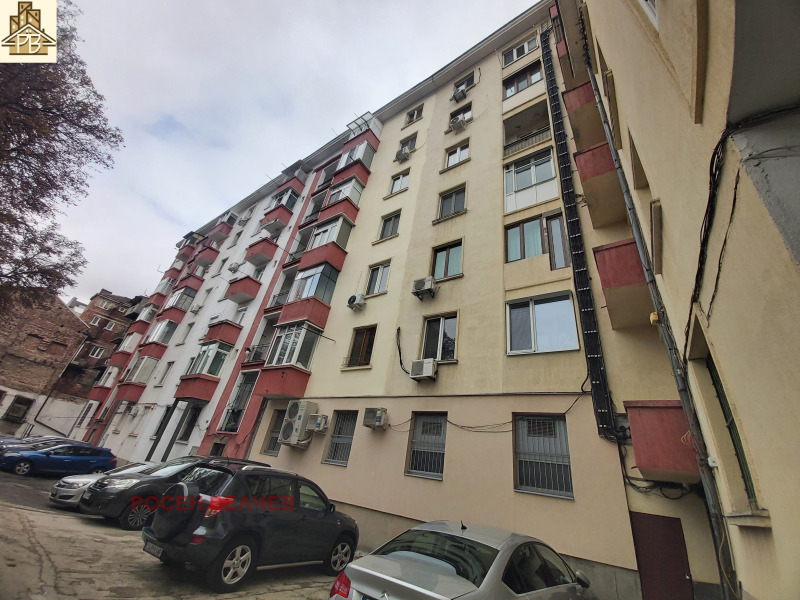 Продава 3-СТАЕН, гр. София, Център, снимка 13 - Апартаменти - 51947219