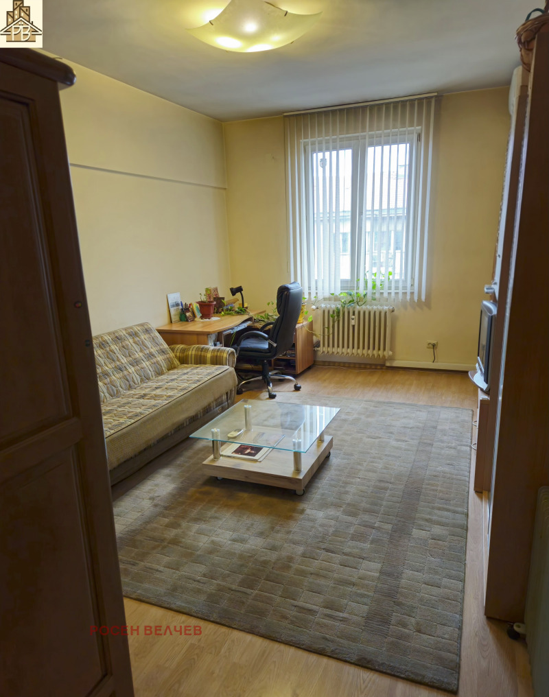 Продава 3-СТАЕН, гр. София, Център, снимка 3 - Апартаменти - 51947219